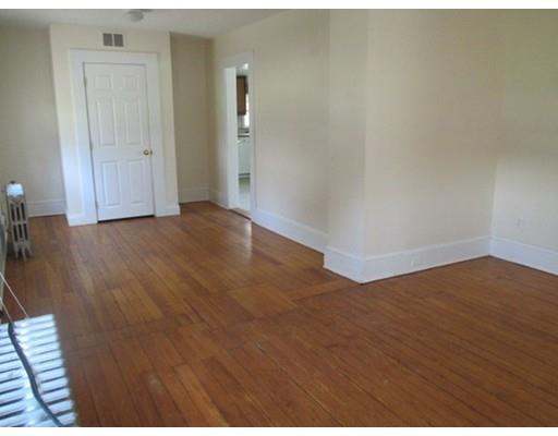 414 Britton St, Chicopee, MA 01020 photo 6