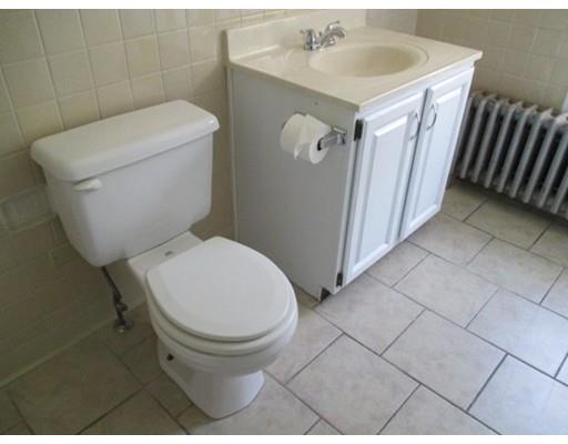 414 Britton St, Chicopee, MA 01020 photo 8
