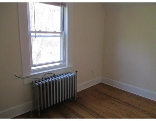 414 Britton St, Chicopee, MA 01020 photo 13