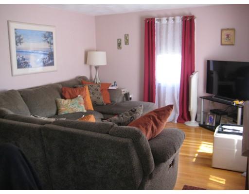 83 Abbott Ave, Everett, MA 02149 photo 4