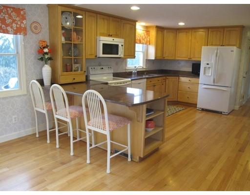 15 Forest Hill Dr, Worcester, MA 01609 photo 8