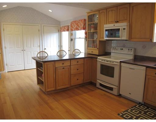 15 Forest Hill Dr, Worcester, MA 01609 photo 6