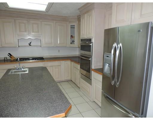96 Parkhurst Rd, Dunstable, MA 01827 photo 11