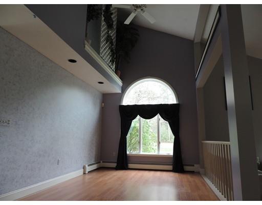 96 Parkhurst Rd, Dunstable, MA 01827 photo 5