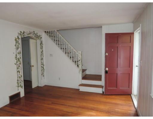 181 Pheland St, Springfield, MA 01109 photo 7