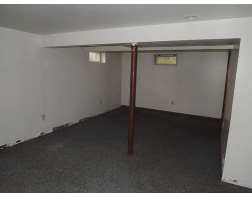 181 Pheland St, Springfield, MA 01109 photo 16
