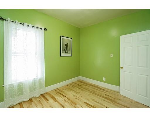 17 Waverly St, Everett, MA 02149 photo 9