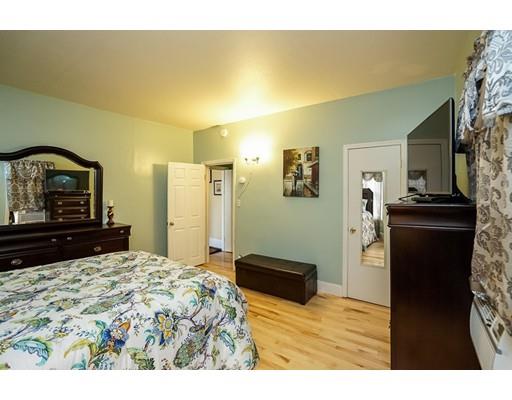 17 Waverly St, Everett, MA 02149 photo 8