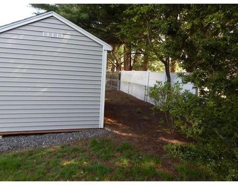 17 Christopher Dr, Milton, MA 02186 photo 4