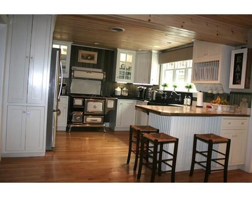 916 Middle Rd, Acushnet, MA 02743 photo 13