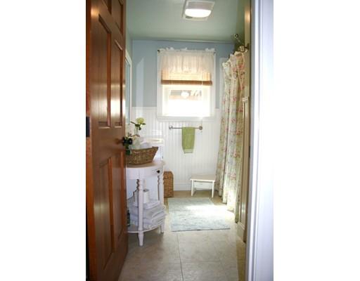 916 Middle Rd, Acushnet, MA 02743 photo 24