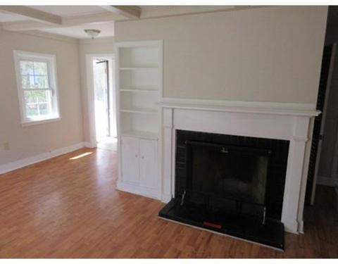 32 Prouty Ln, Worcester, MA 01602 photo 3