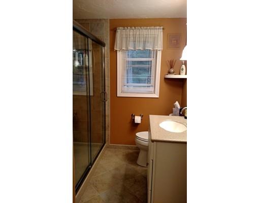 151 White Oak Rd, Springfield, MA 01128 photo 17