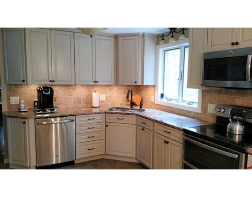 151 White Oak Rd, Springfield, MA 01128 photo 5