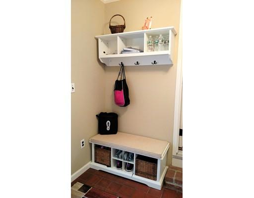 151 White Oak Rd, Springfield, MA 01128 photo 4