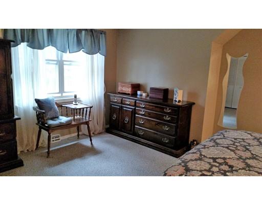 151 White Oak Rd, Springfield, MA 01128 photo 16