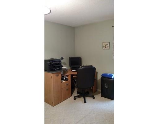 151 White Oak Rd, Springfield, MA 01128 photo 11