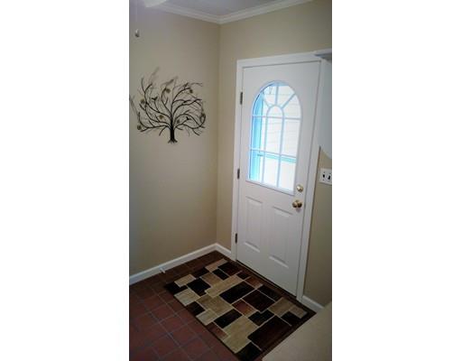 151 White Oak Rd, Springfield, MA 01128 photo 3