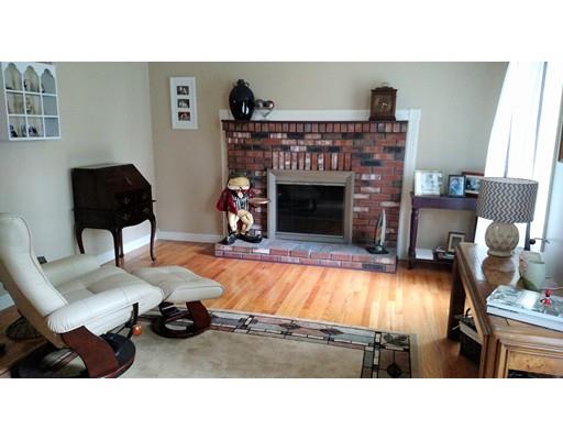 151 White Oak Rd, Springfield, MA 01128 photo 8