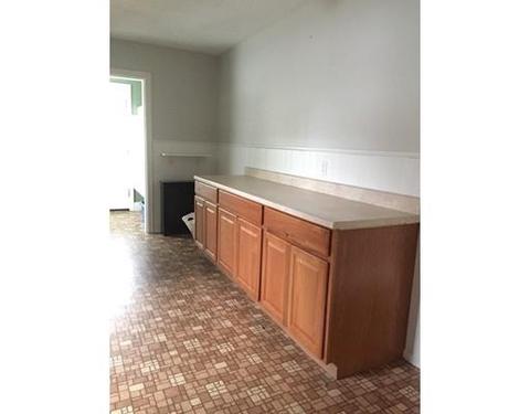 421 Prospect St, Chicopee, MA 01020 photo 11