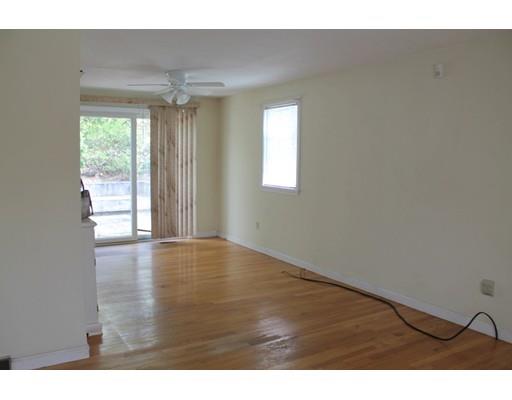54 Drumlin Rd, Springfield, MA 01108 photo 8