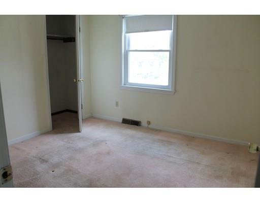54 Drumlin Rd, Springfield, MA 01108 photo 14