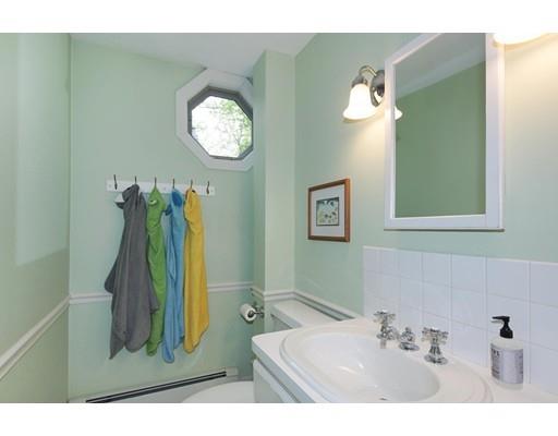 20 Abbott St, Wellesley, MA 02482 photo 18