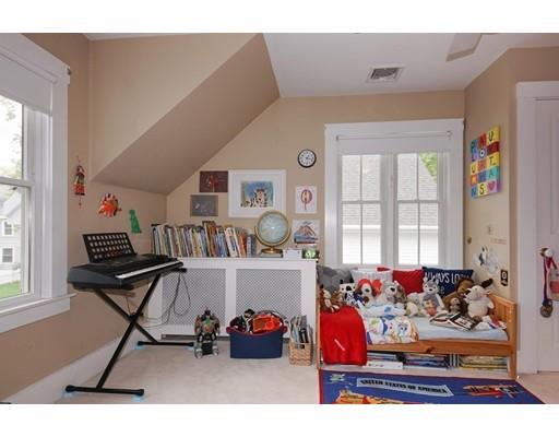 20 Abbott St, Wellesley, MA 02482 photo 17