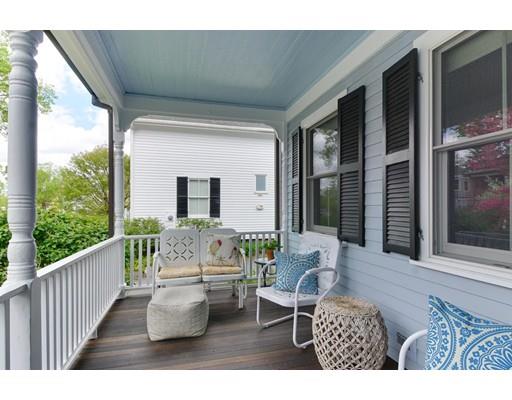 20 Abbott St, Wellesley, MA 02482 photo 2
