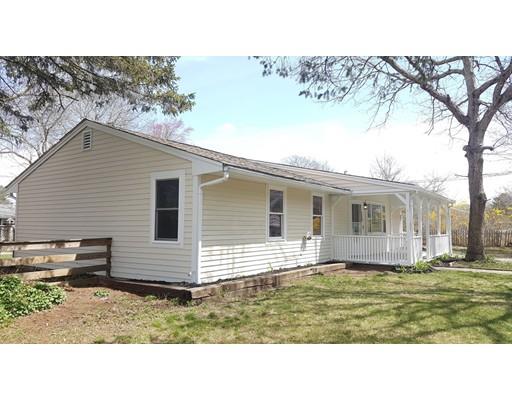 18 Parker Dr, Wareham, MA 02571 photo 2