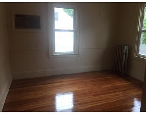 113 Noel St, Springfield, MA 01108 photo 4