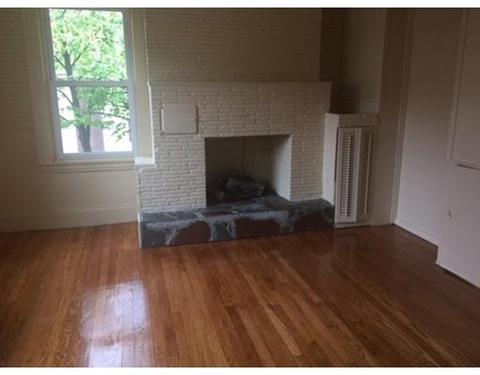 113 Noel St, Springfield, MA 01108 photo 2