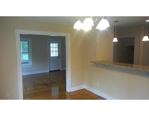 53 Fullerton St, Springfield, MA 01151 photo 7