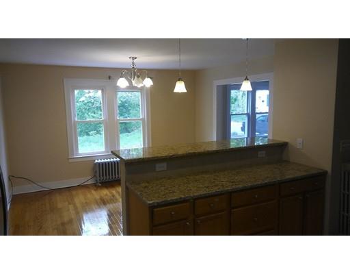 53 Fullerton St, Springfield, MA 01151 photo 6