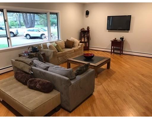 152 Line St, Easthampton, MA 01027 photo 10