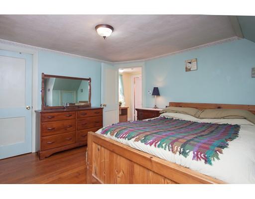 70 Nathaniel St, Springfield, MA 01109 photo 12