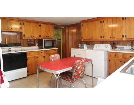 59 North St, Plainfield, MA 01070 photo 7