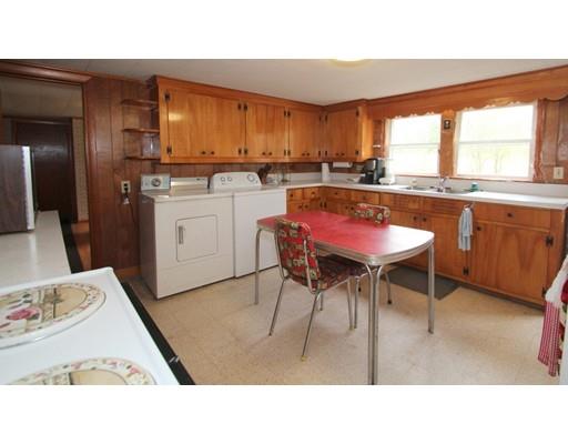 59 North St, Plainfield, MA 01070 photo 8