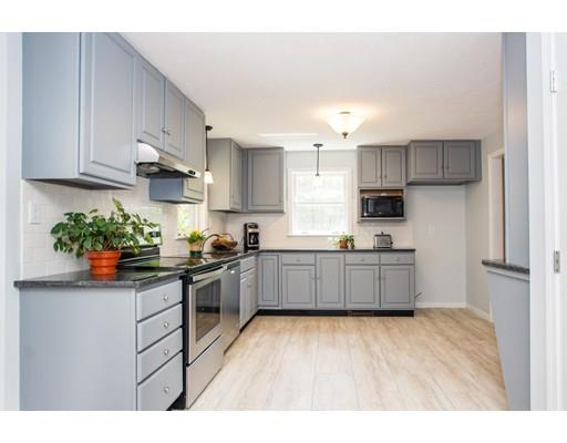 7 Pierce Ln, Upton, MA 01568 photo 7