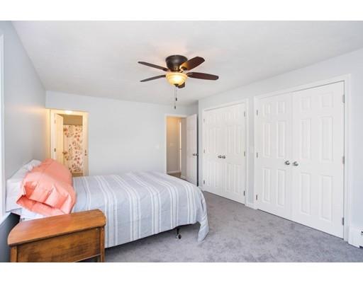 7 Pierce Ln, Upton, MA 01568 photo 12