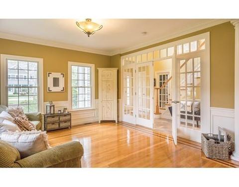 12 Michael Ln, Mansfield, MA 02048 photo 8