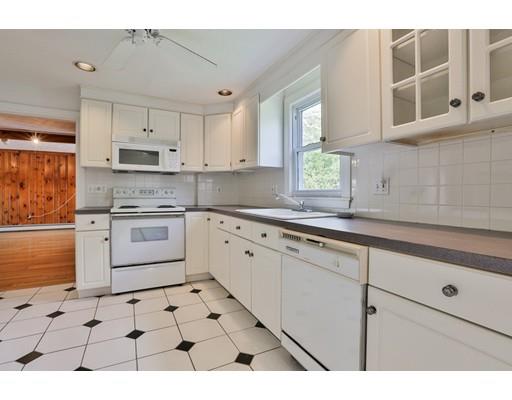 5 Augusta Rd, Milton, MA 02186 photo 8