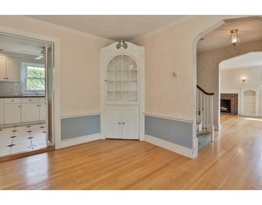 5 Augusta Rd, Milton, MA 02186 photo 4