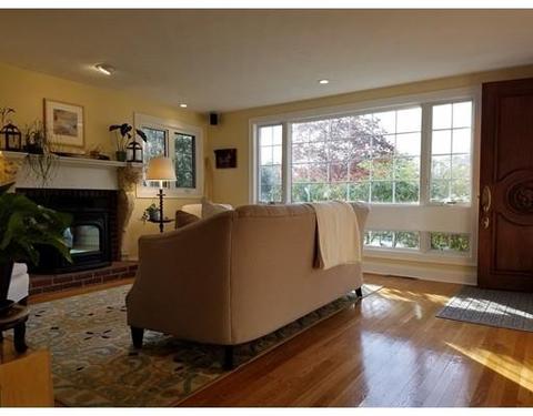 7 Tanglewood Cir, Reading, MA 01867 photo 7