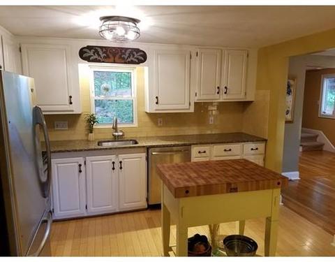 7 Tanglewood Cir, Reading, MA 01867 photo 12
