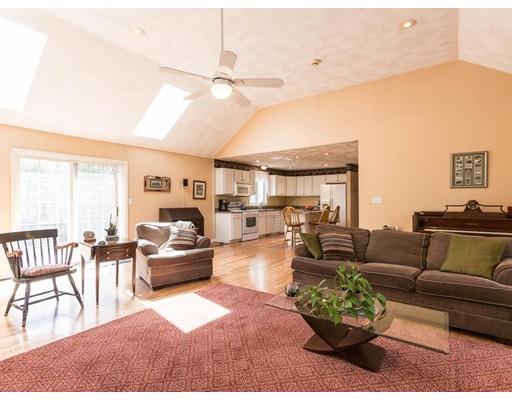 89 Weldon Farm Rd, Rowley, MA 01969 photo 4