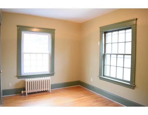 5 Lull St, Worcester, MA 01602 photo 13