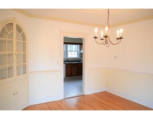 5 Lull St, Worcester, MA 01602 photo 9