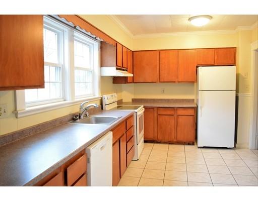5 Lull St, Worcester, MA 01602 photo 10