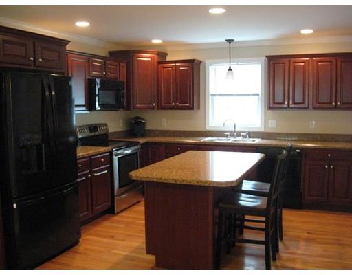 105 Wilton St, Springfield, MA 01109 photo 6